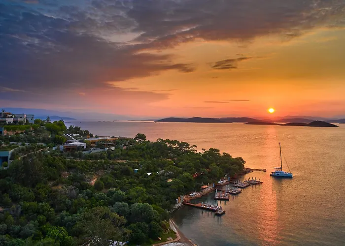 Loft Ξενοδοχείο 5*